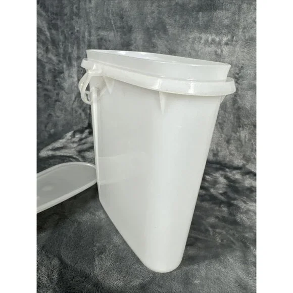 Vintage Tupperware #587-1 Beverage Buddy 2 Quart White Slim Pitcher Lid - Picture 5 of 6
